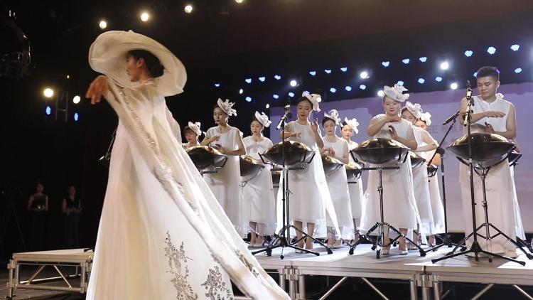 2021春夏深圳时装周：时尚与艺术的完美演绎的时装秀