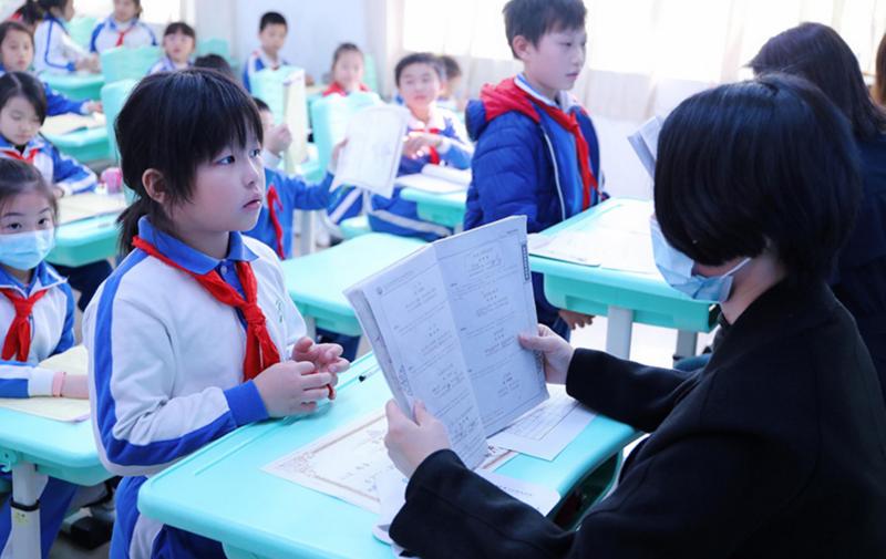 【校园风采】深圳龙华：这所学校的“诗词段位考评”让学生感受传统诗词文化的美