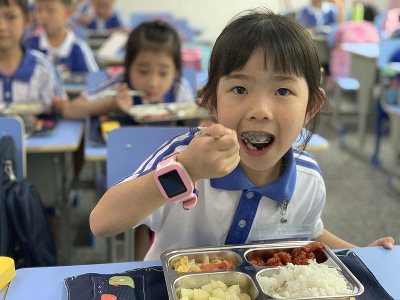 【民生实事】深圳：学生餐有没有营养，以后有“智能监督员”盯着