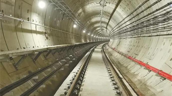 深新早点丨深圳首条无人驾驶地铁完成热滑，最高时速达120公里！20号线年内开通
