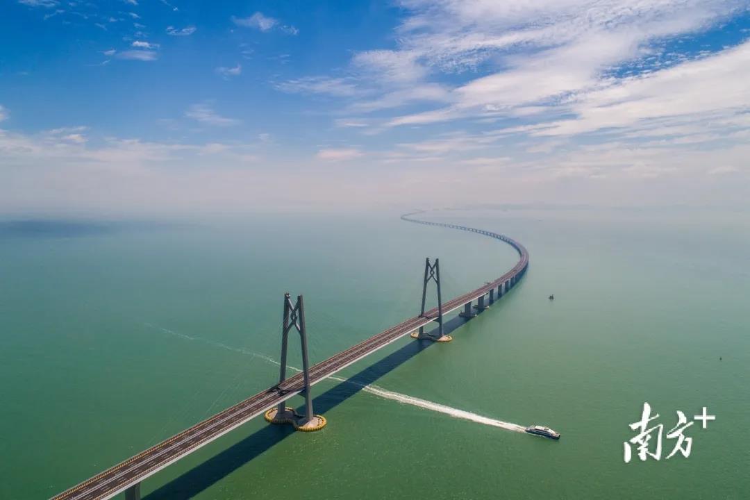 规划提出研究深圳经港珠澳大桥至珠海澳门通道，到底是个什么通道？