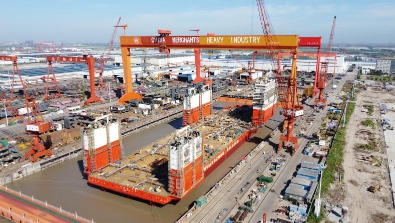 中国海上抢险打捞再添重器，8万吨级“华瑞龙”下水
