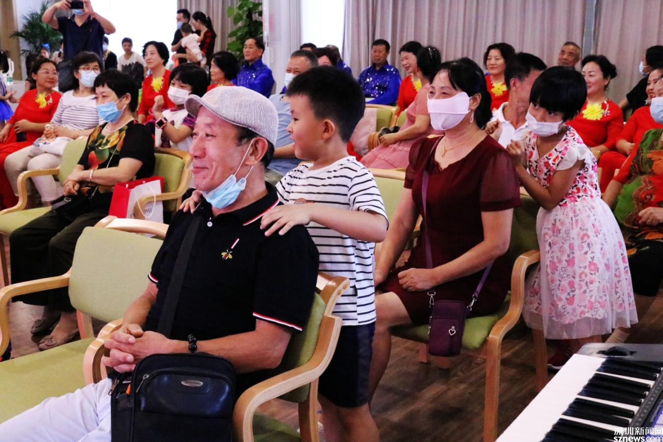 用心做好养老服务 用情温暖老人心怀 桃源街道长者服务中心致力把养老服务做到老人“心坎里”_深圳新闻网