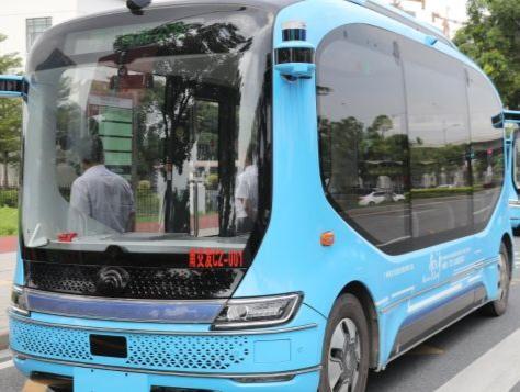 华南首条L4级无人驾驶公交示范线路南沙试运行