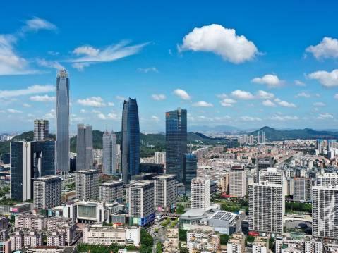 东莞如何成为“双万”城市？