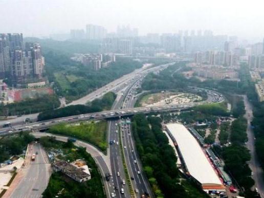 广佛高速3月3日零时起停止收费，是中国最早的高速公路之一