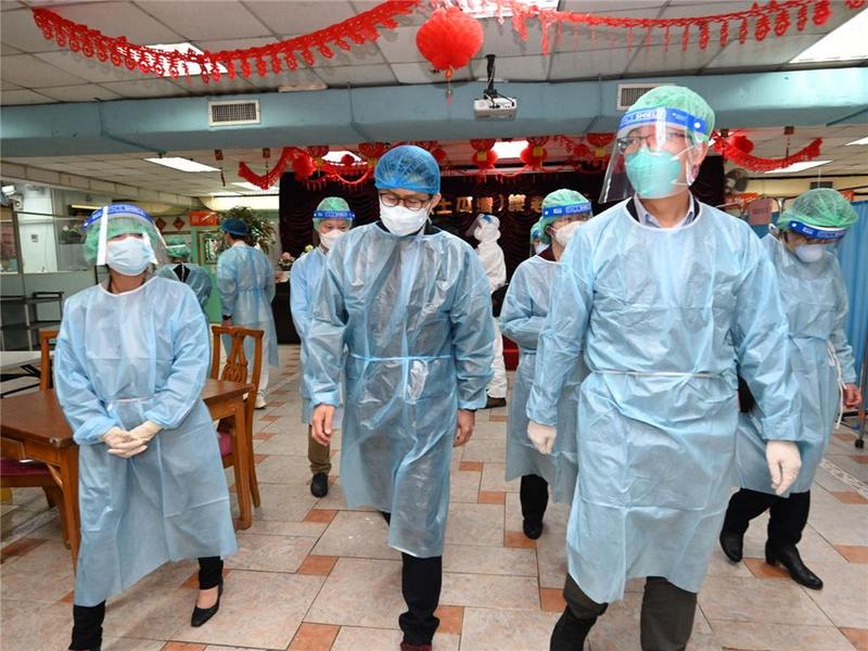 国家卫健委专家团在港考察安老院防疫措施