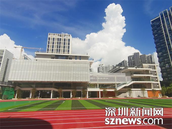 南外集团科苑小学二期扩建工程喜获2022柏林设计金奖
