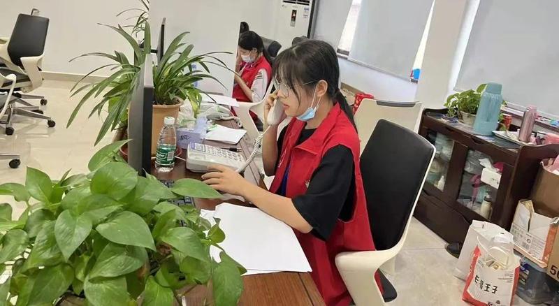 电话发你光明43条热线724小时全天候人工服务