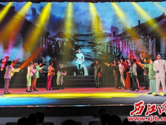 庆祝中国人民解放军建军95周年红色粤剧作品专场晚会在肇庆市举行