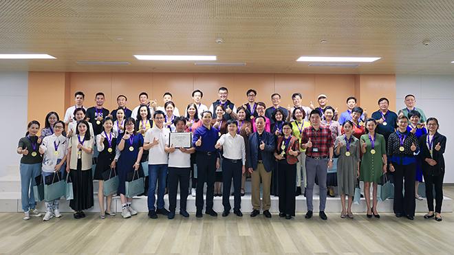 盐田海之声合唱团荣获香港国际音乐节合唱比赛第一名