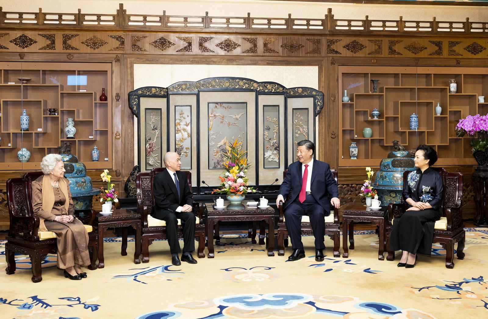 联播+｜早春时节会老友 习主席续写中柬友情 _深圳新闻网