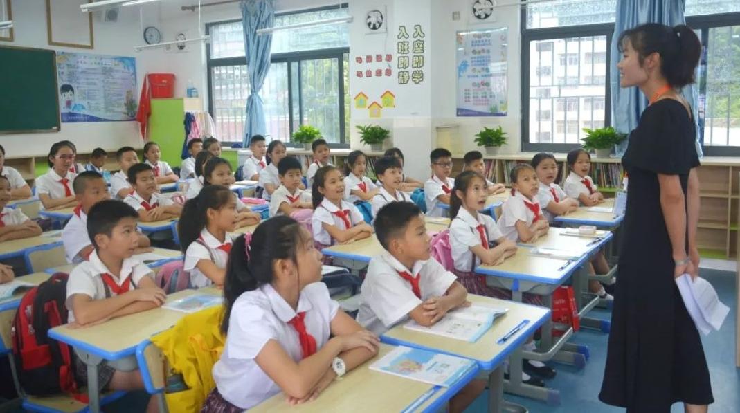 大鹏新区发布2024年秋季义务教育阶段公办学校学位申请的温馨提醒