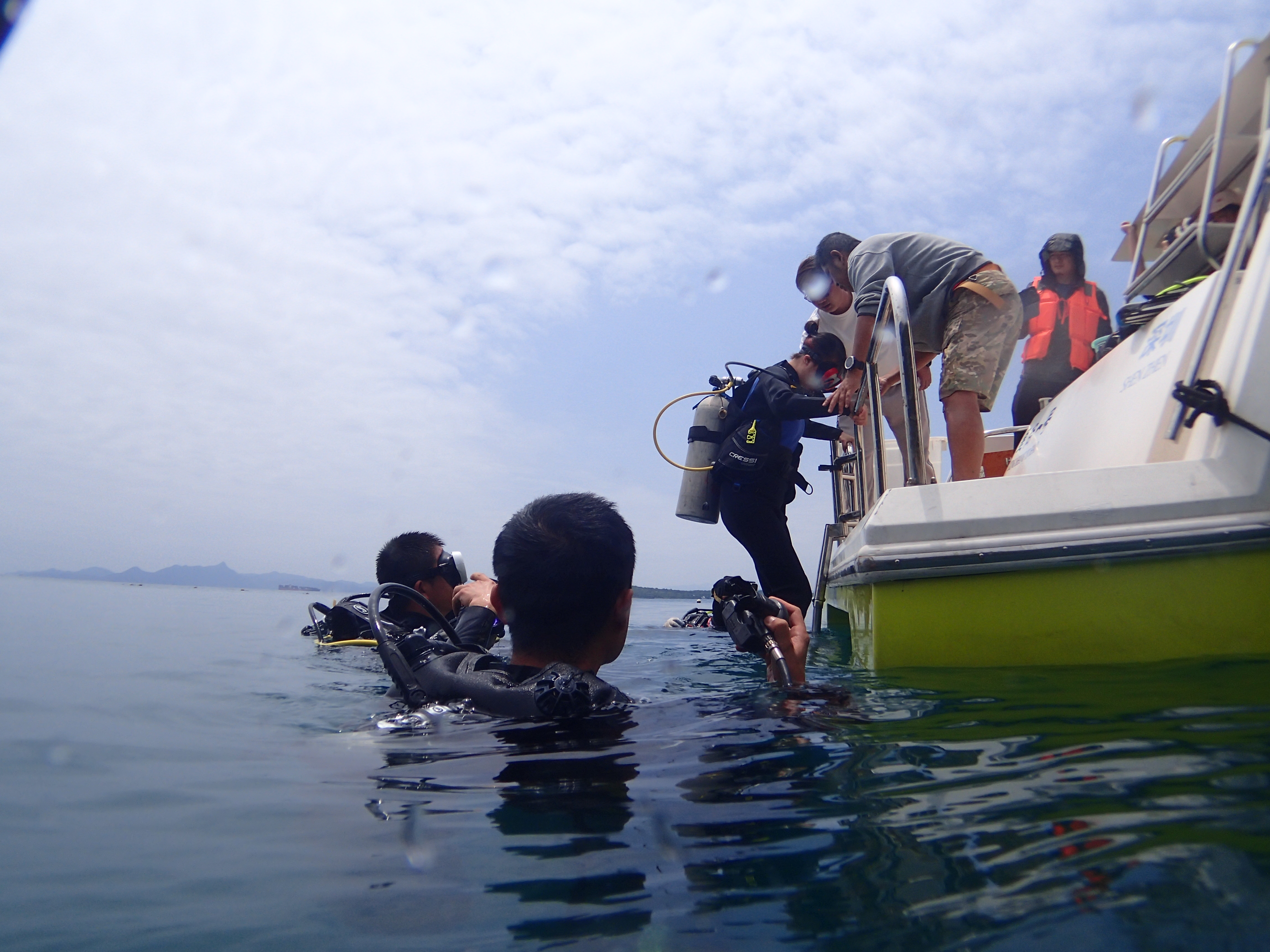 珊瑚认养潜水种植 深圳渔博会助力大鹏国家级海洋牧场建设
