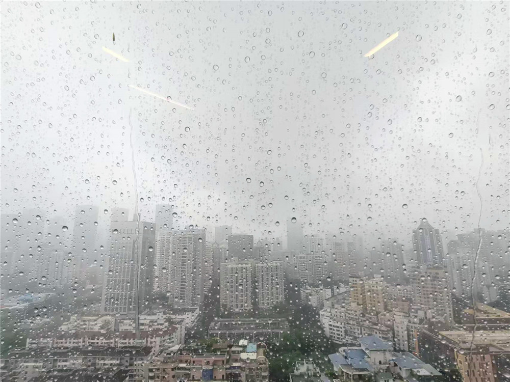 广东南部地区雨势强劲局地有暴雨_深圳新闻网