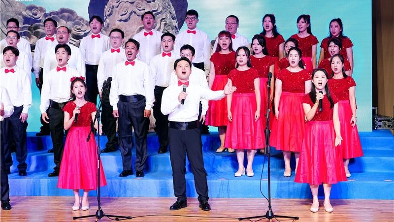 11支队伍献唱龙岗区新的社会阶层人士合唱比赛