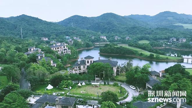 来自宇宙的终极浪漫！盐田“婚旅小镇”太出圈啦~