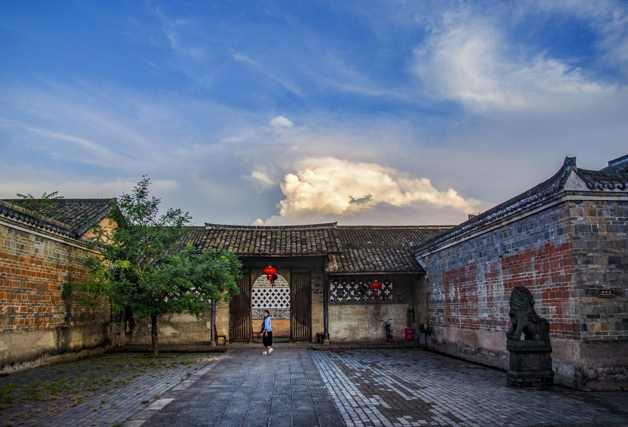 【客家摇篮赣州行】组图|邂逅"围屋之都" ,沉浸式体验龙南客家文化