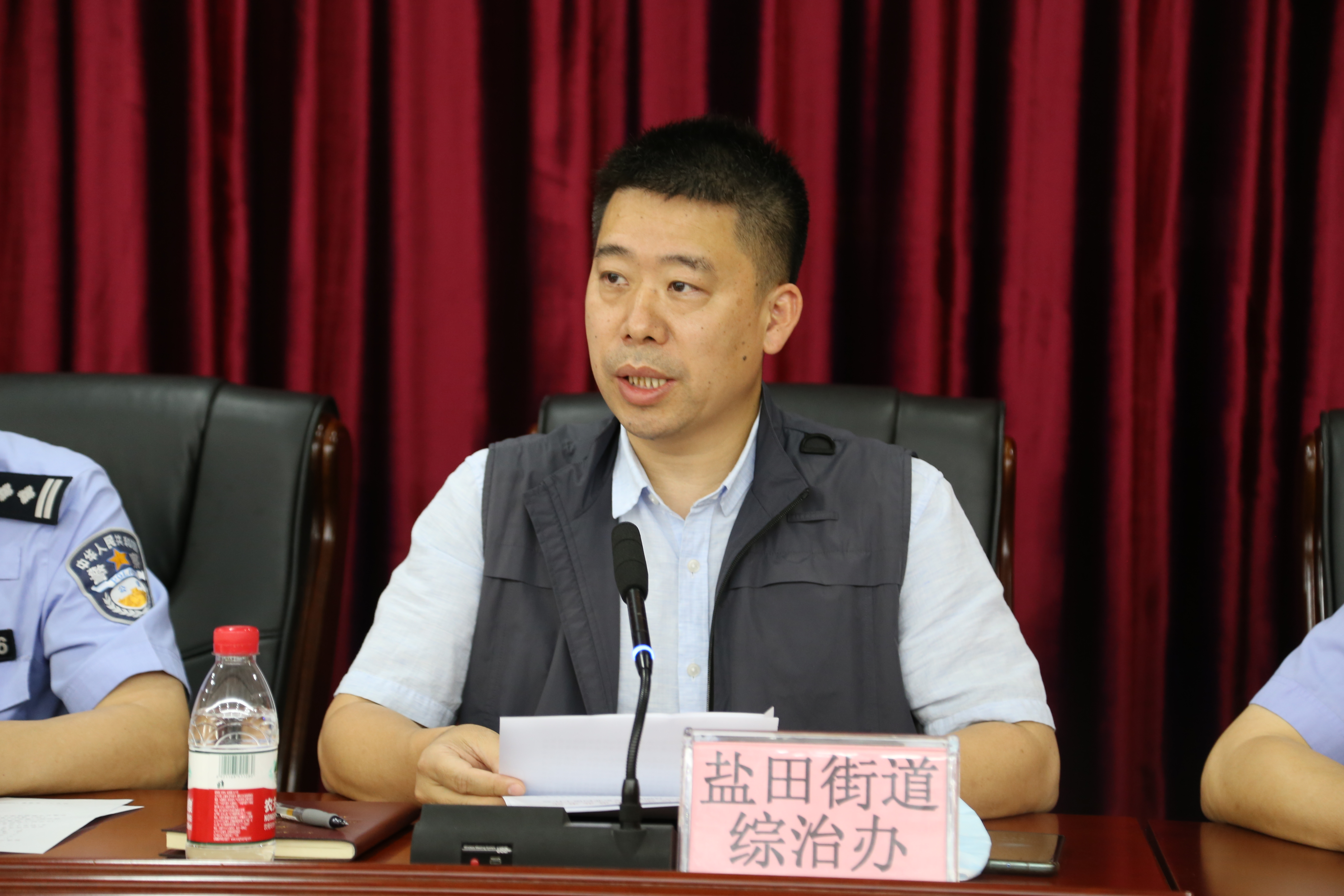 政法群英榜鲍辉坚守盐田港法治建设最前沿炼成综治尖兵