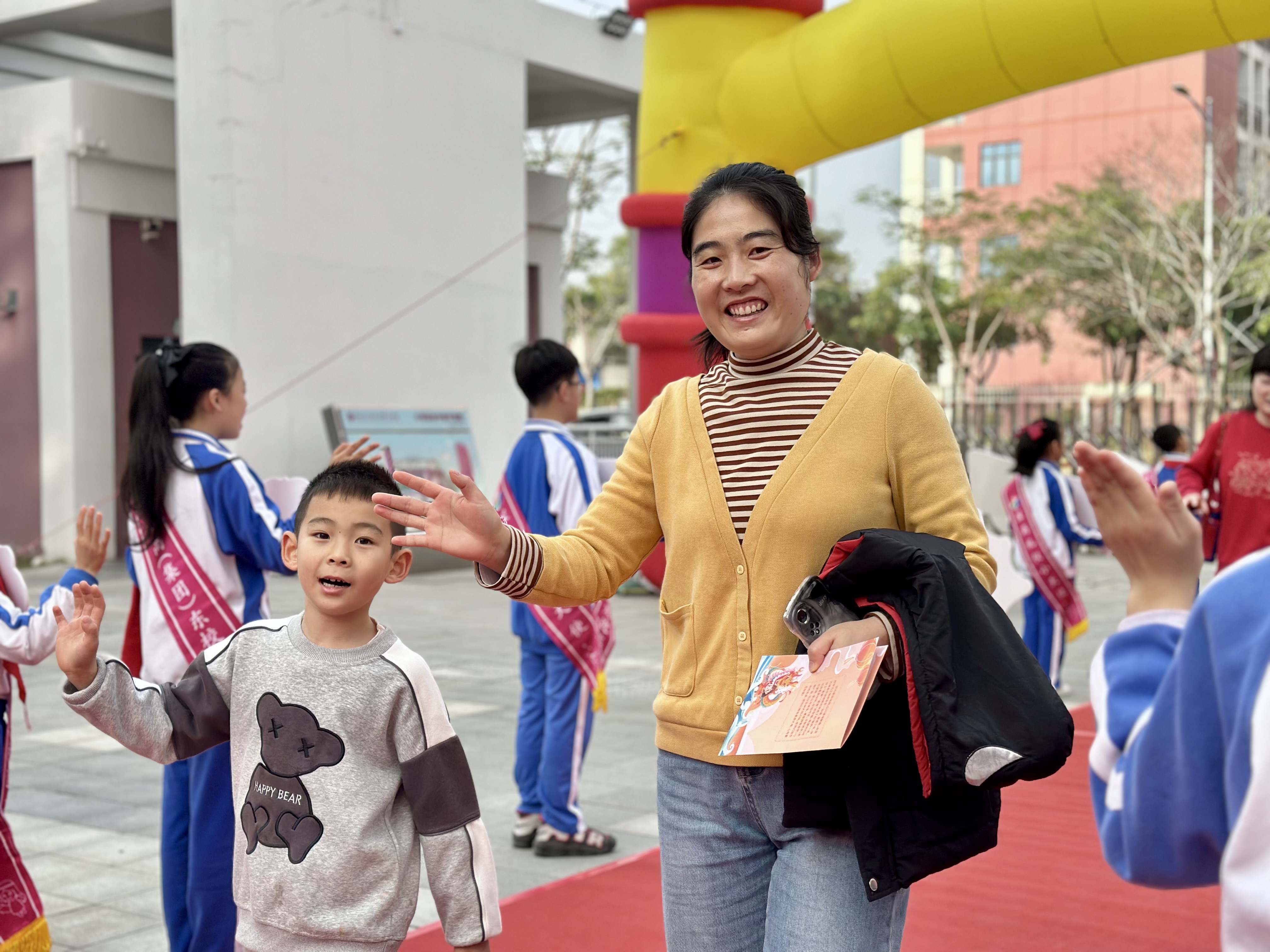 童心满园！深圳高级中学（集团）东校区小学部举办新春游园会