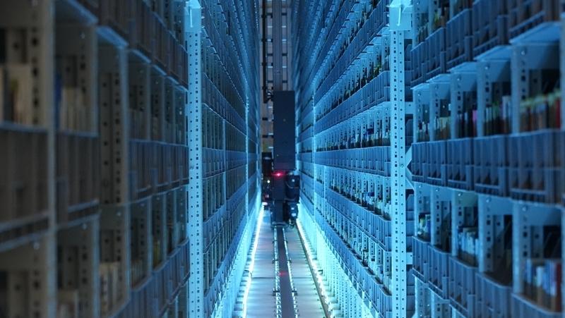 IN视频|揭秘深圳图书馆北馆：18米深的立体书库长什么样？