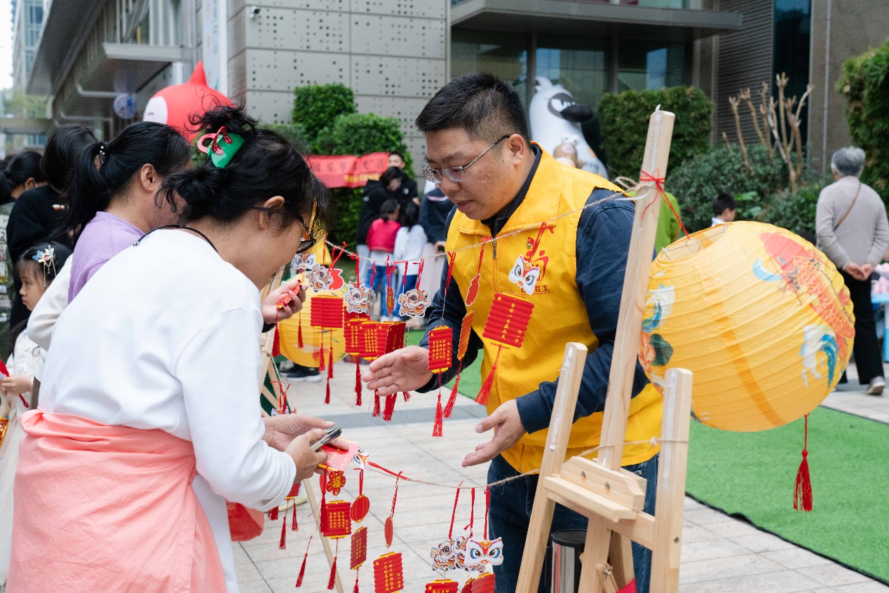 深圳国寿联合香安社区党群服务中心举办元宵游园活动