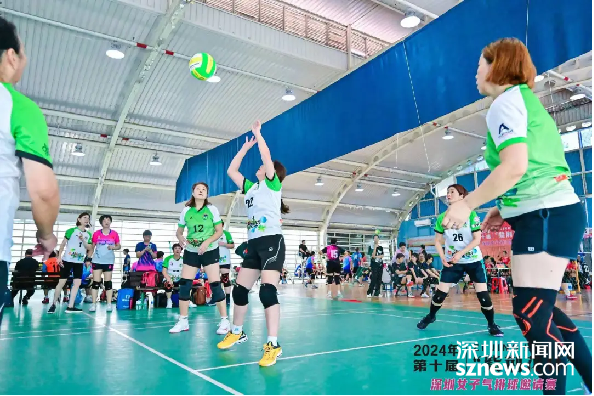 第十届深圳"紫荆花杯"女子气排球邀请赛圆满举行