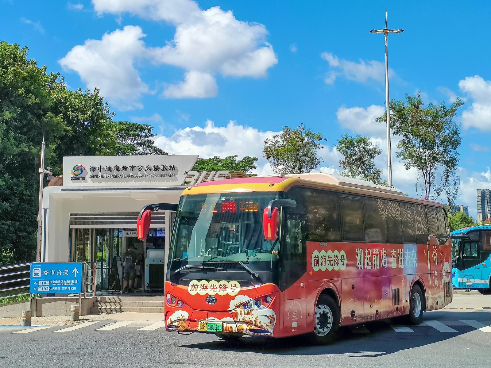 深圳“五一”交通人气旺 深中通道单日总车流18.22万辆 同比增11%