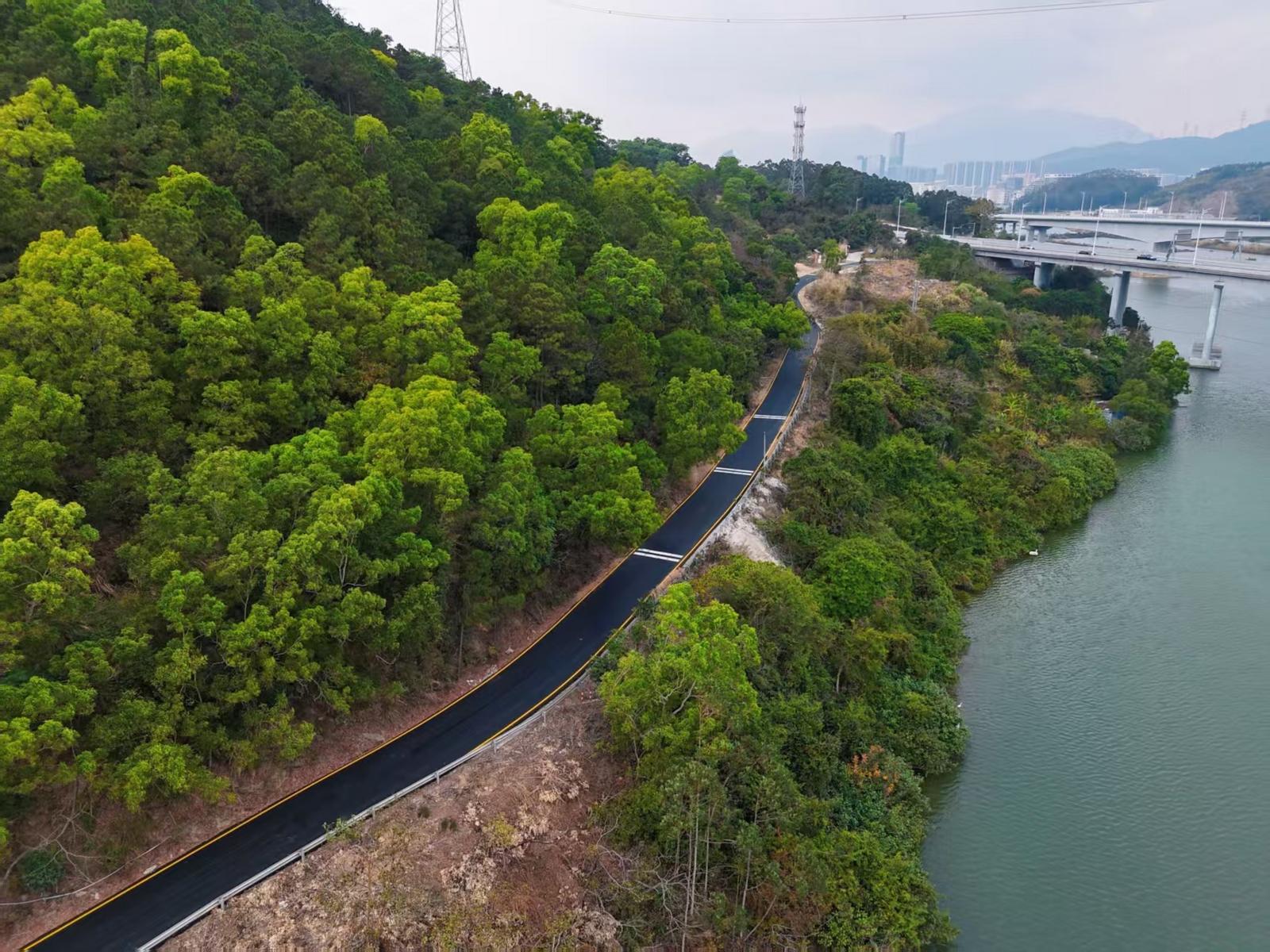 深汕特别合作区南香村道路升级：从“坑洼难行”到“旅游热土”