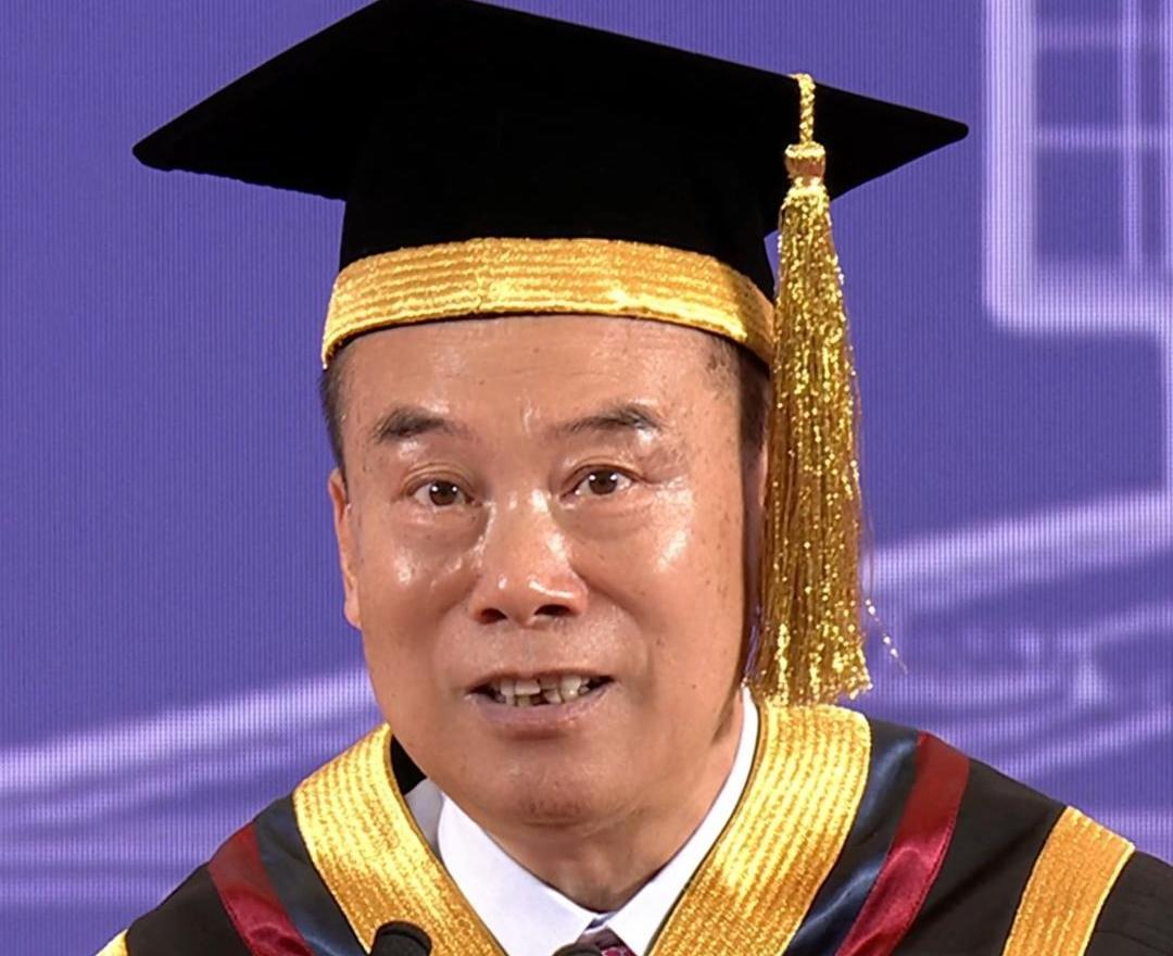 徐扬生寄语毕业生：人生不止是一段生命，人生应该是一段有质量的生命