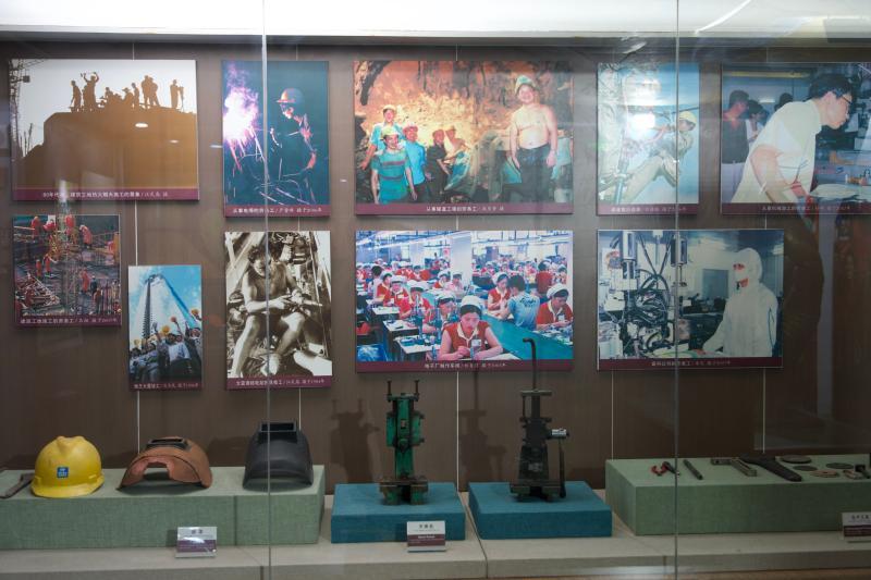 劳务工历史展2.jpg