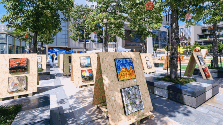 第四届全国城市生活垃圾分类宣传周在深启动“新生·焕彩”环保艺术展启幕