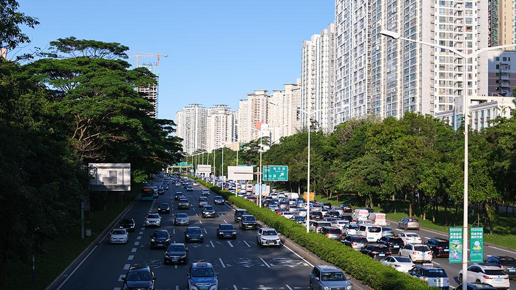 ​网传深圳全域投放无人驾驶网约车不实 相关内容系政策误读夸大