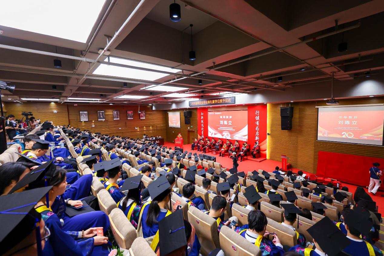 超六成学生扎根大湾区，最高年薪超百万 深圳先进院举行2026届研究生毕业典礼