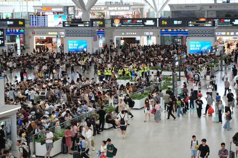 端午假期深圳铁路发送旅客175.7万人次，同比增长8.4%