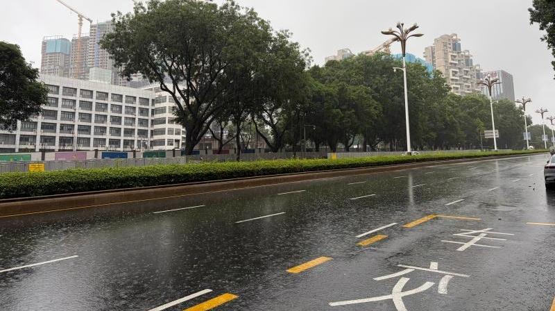 出行注意！深圳市分区暴雨橙色预警信号生效中！