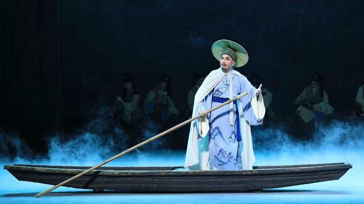 一票难求！大型原创古装轻喜剧黄梅戏《梅城烟雨》大湾区首演赢得满堂彩