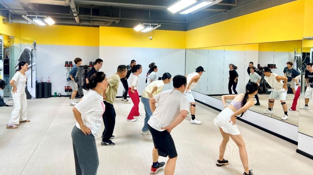 家门口免费健身，龙华“百姓健身房”探索社区运动新模式