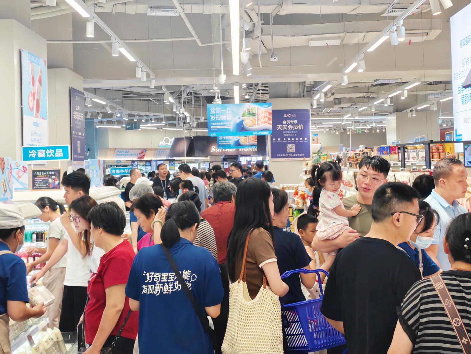 潮汕卤鹅、顺德双皮奶等粤味好物一站配齐，盒马鲜生深圳坪山首店8月1日开业