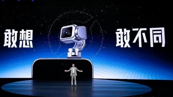 全球首款机器人手机发布：三大核心黑科技，重构手机人机交互逻辑