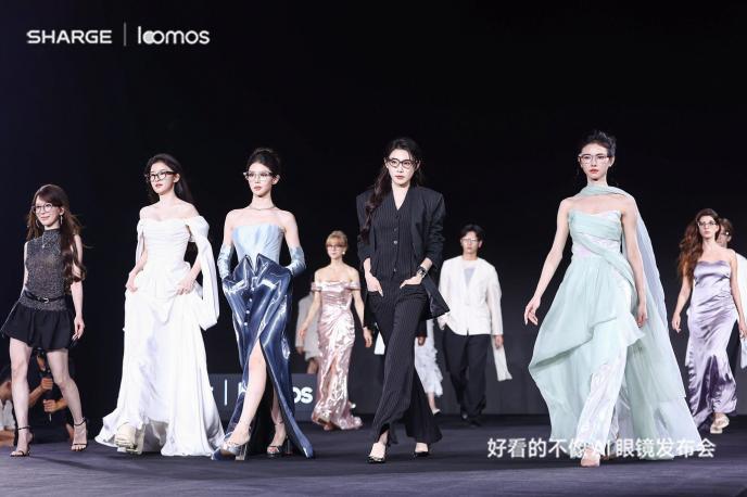 主动AI记忆+换电架构打造全天候私人秘书，深圳闪极科技loomos L1智能眼镜发布