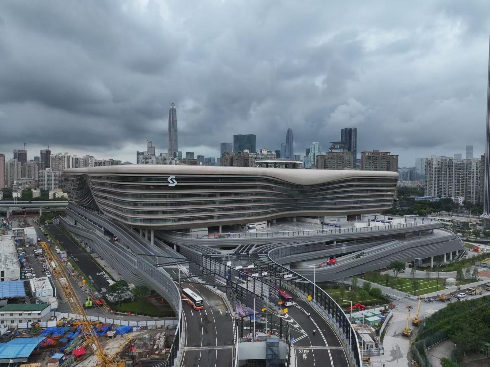 深港2万人“极限大考”！皇岗口岸跨境通关压力测试，五合一车道首秀过关