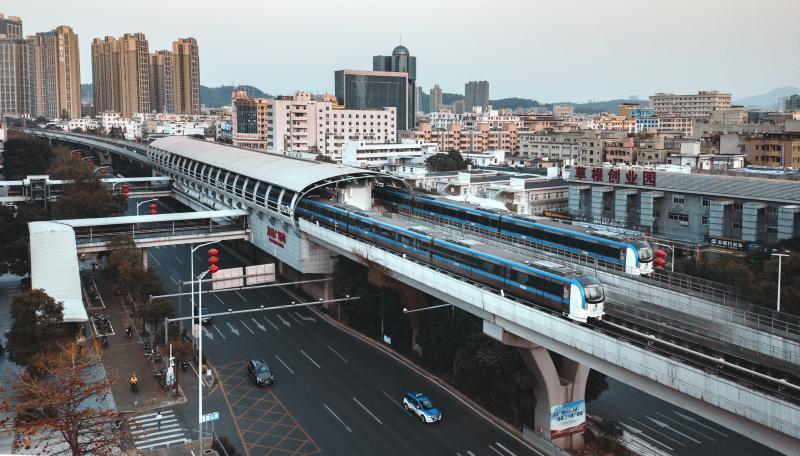 日均客流破千万！深圳地铁客运量、进站量首次跃居全国第一